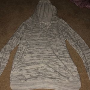 AMERICAN EAGLE Hooded Long Sleeve Top